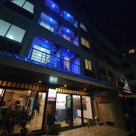 At Home Hotel Patong Exterior photo