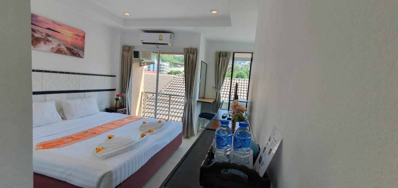 At Home Hotel Patong Exterior photo