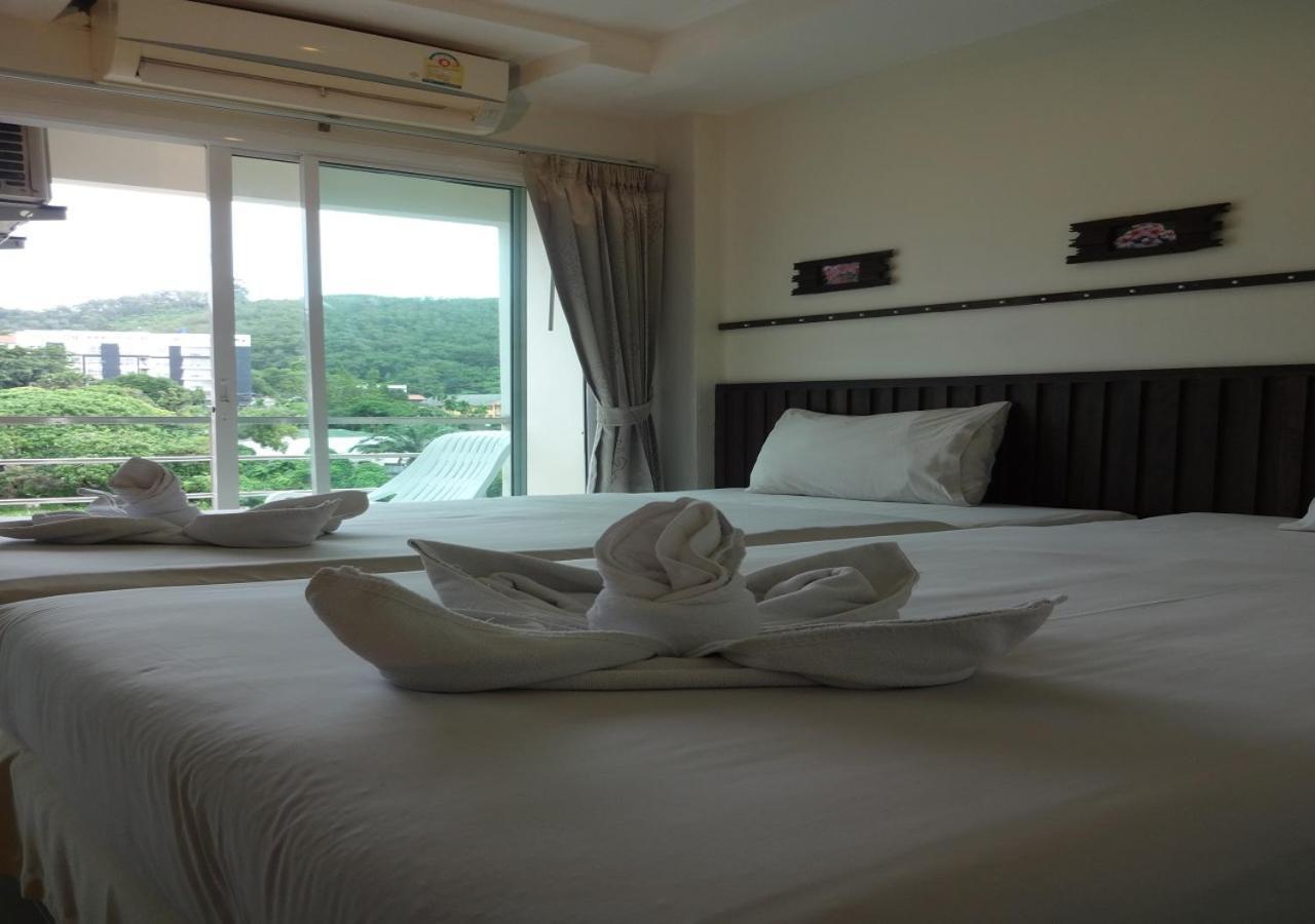 At Home Hotel Patong Exterior photo
