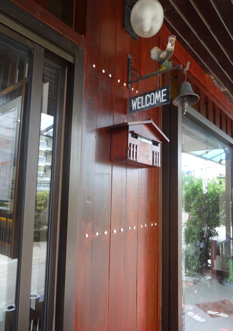 At Home Hotel Patong Exterior photo